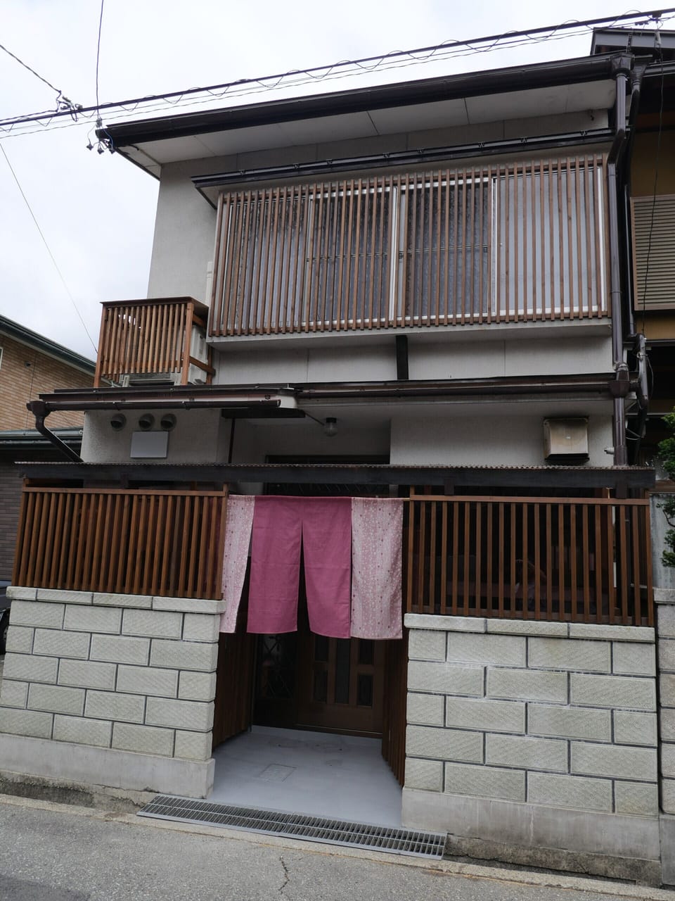 Rent Sakura Aburaya house in Takayama  - Front of property