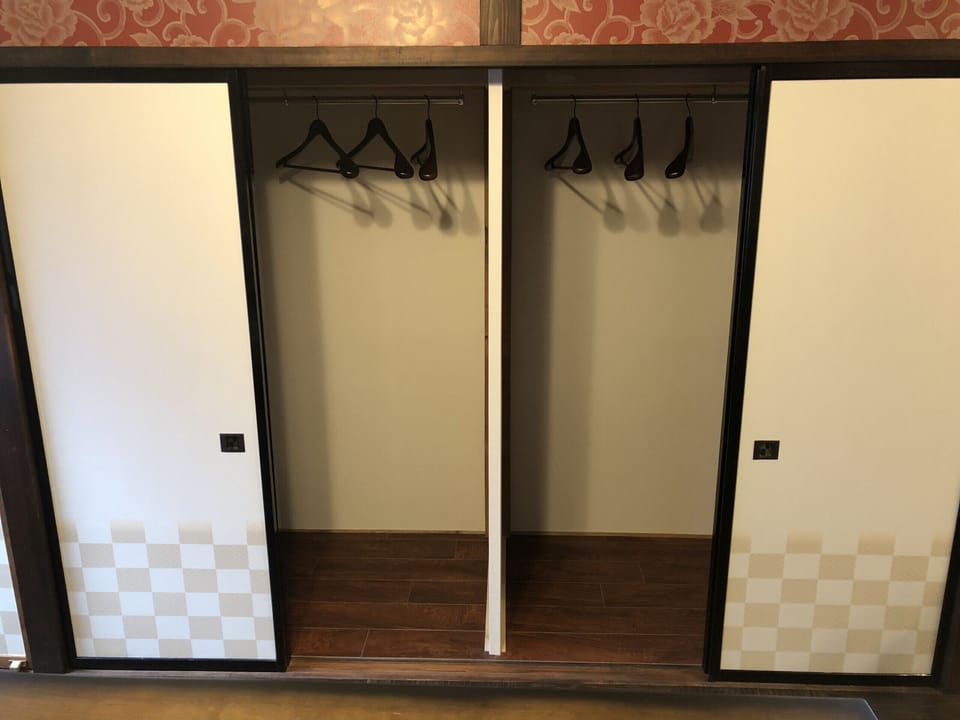 Rent Taisho Aburaya house in Takayama  - Storage space