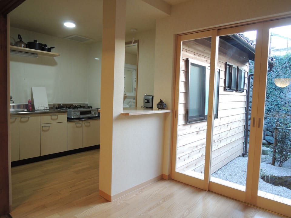 Rent Kenroku house in Kanazawa - Kitchen