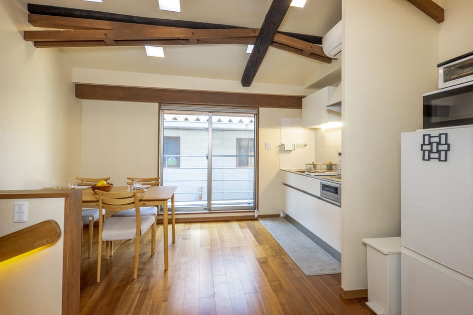 Kitchen / dining room