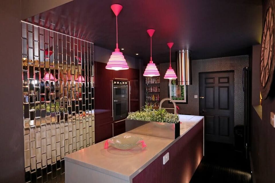 Fully equipped kitchen ready for you to  cook delicious meals for your group