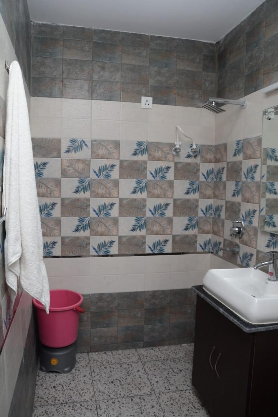 Business Double Room | Bathroom