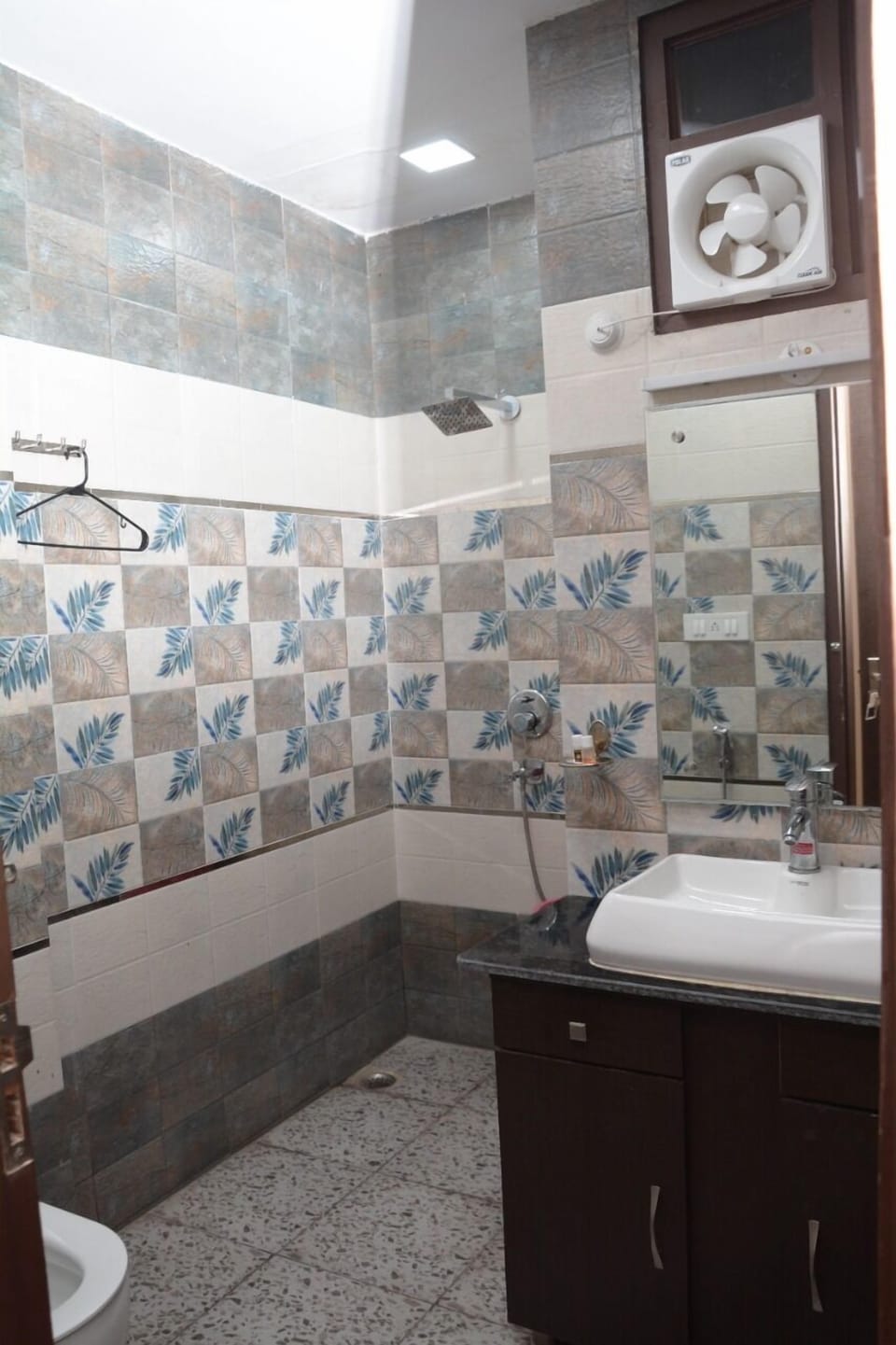 Business Double Room | Bathroom