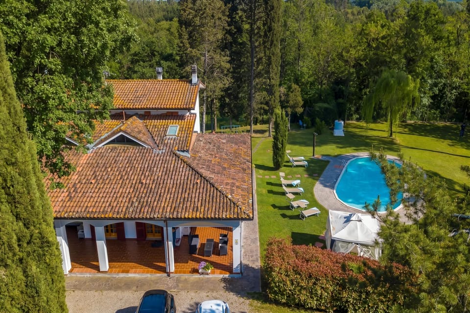 Family Villa, 4 Bedrooms, 2 Bathrooms, Mountainside (Villa Cerbaie) | Exterior