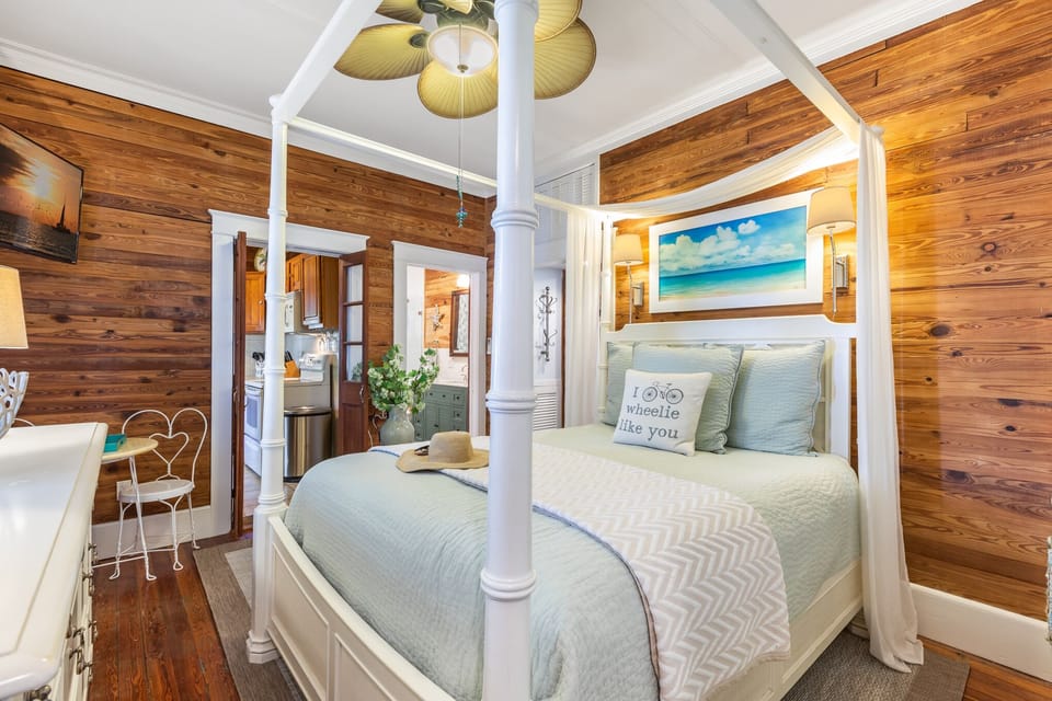 Queen bed