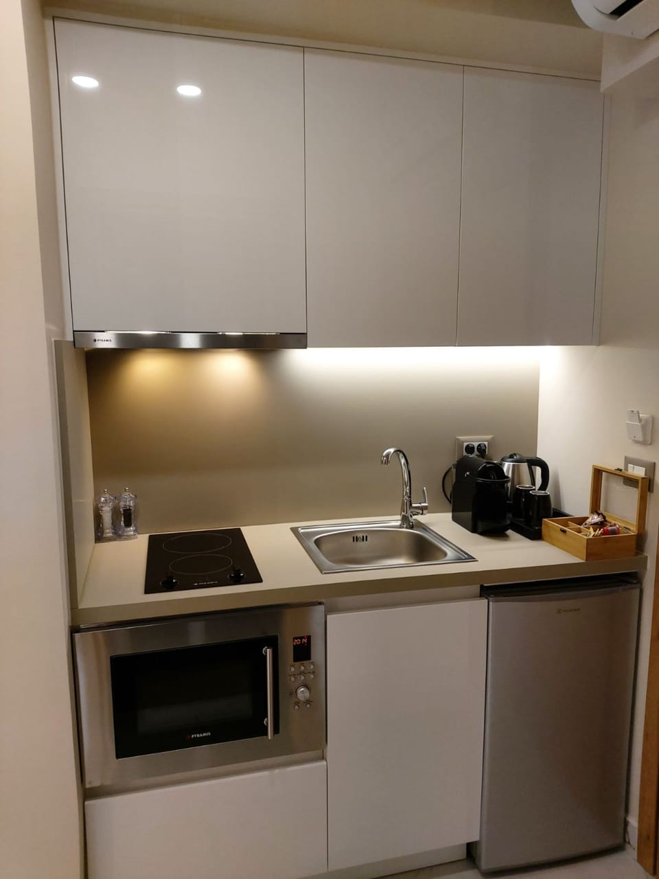 Private kitchenette