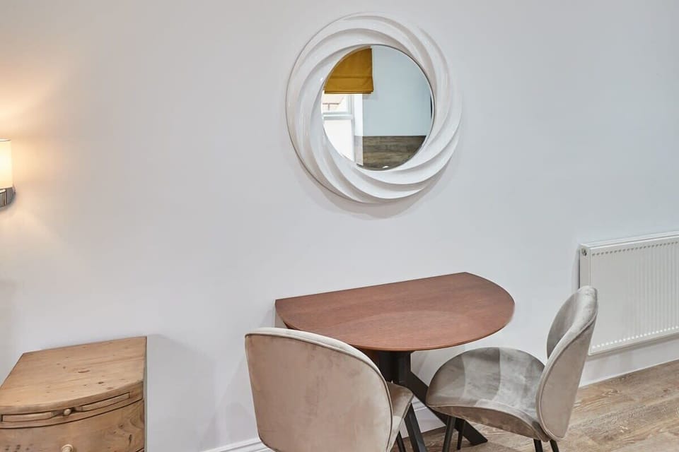 Studio Pod 1, Saltburn-by-the-Sea - Host & Stay