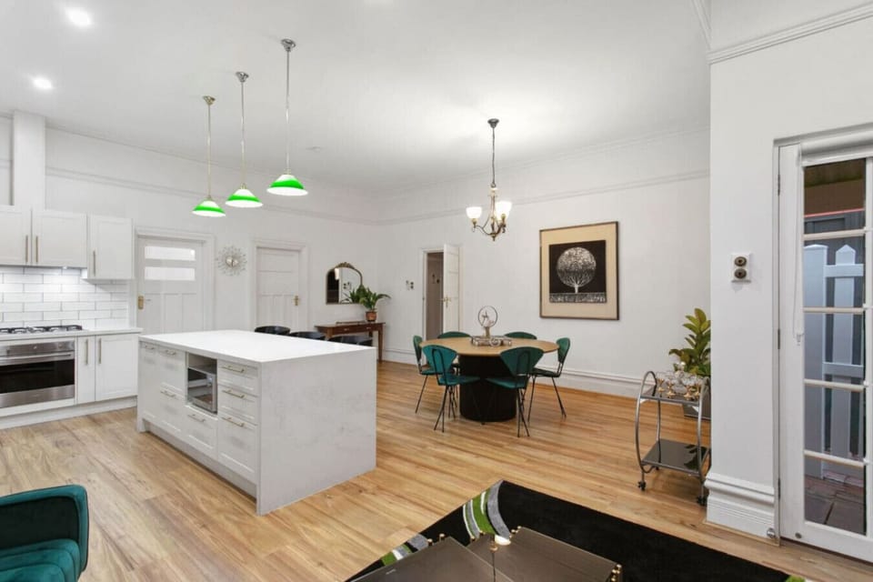 Open-plan kitchen and dining, ideal for shared meals and relaxed gatherings