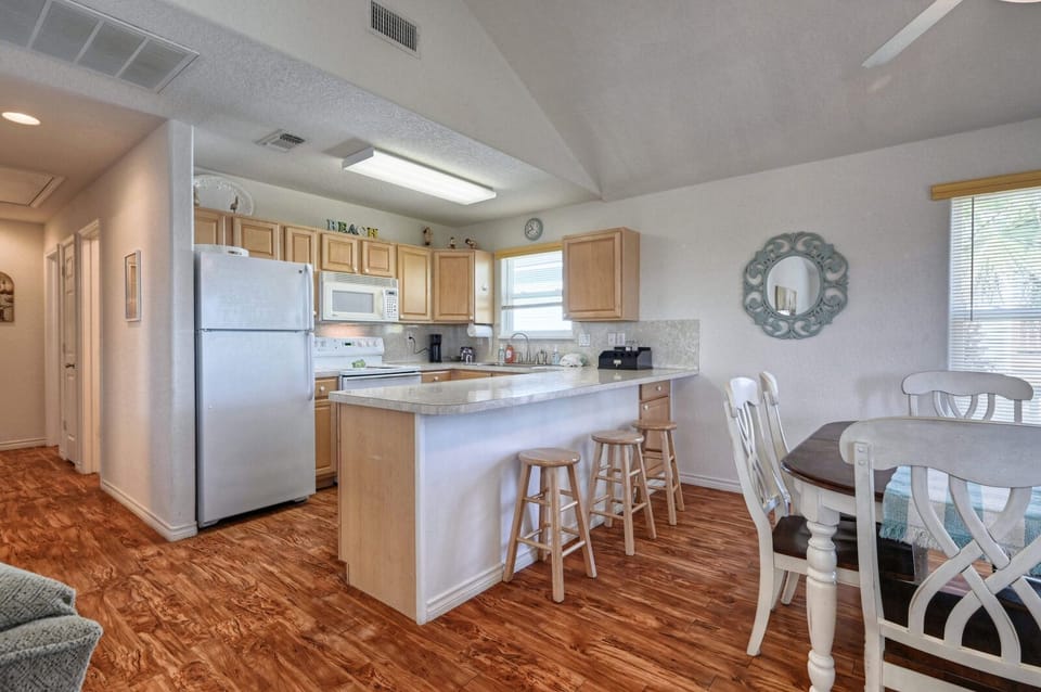 open floor plan from kitchen to living room