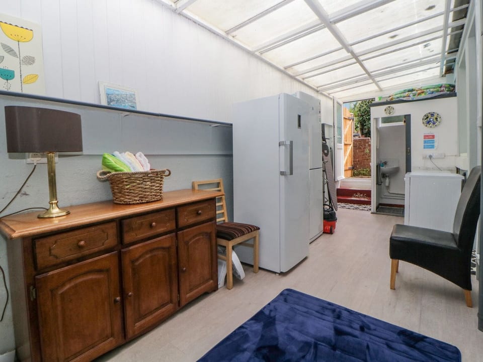 Cottage | Interior
