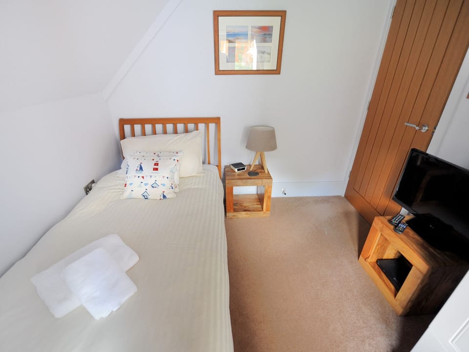 3 bedrooms, individually decorated, individually furnished, free WiFi