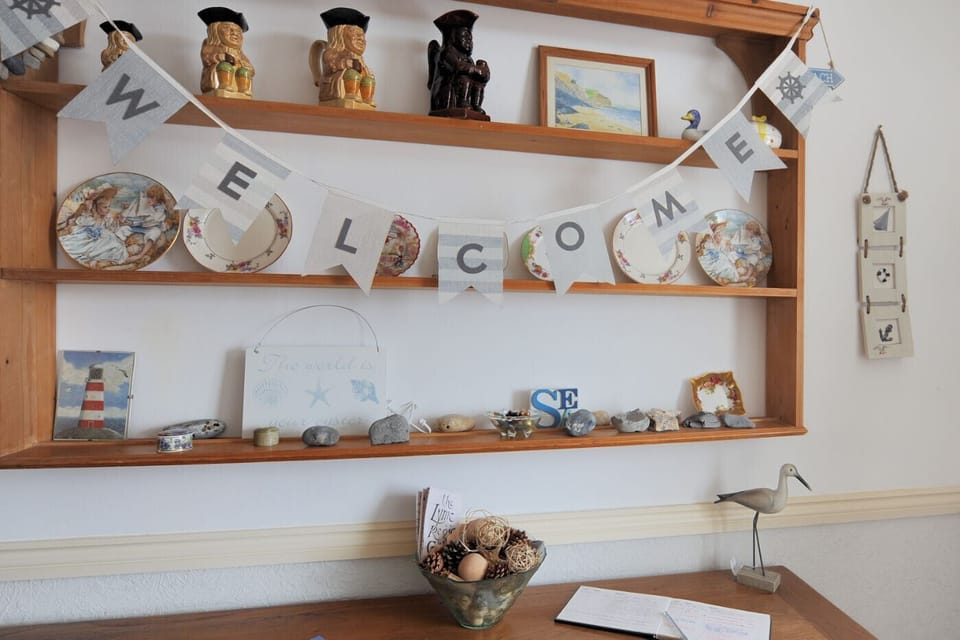 Cottage | Interior