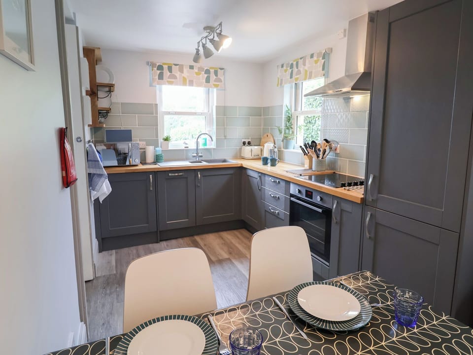 Cottage | Interior