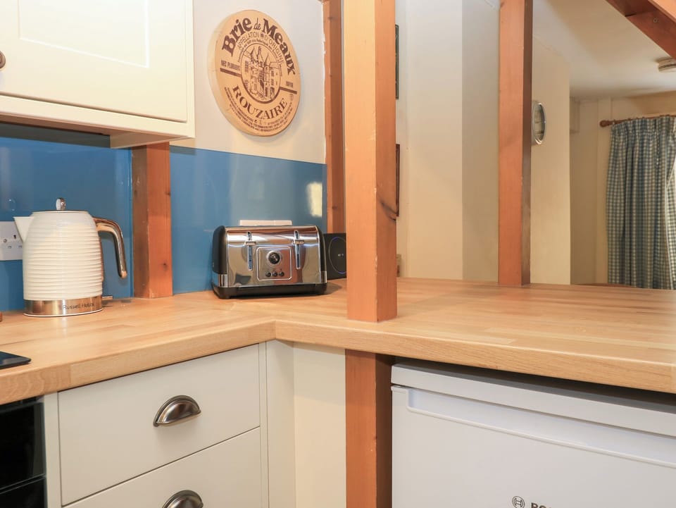 Cottage | Interior