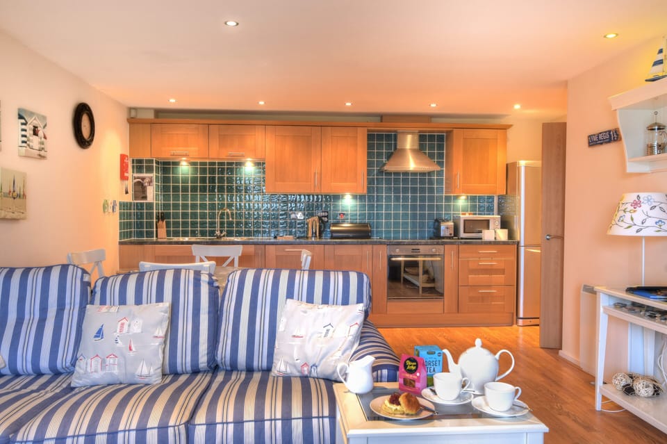 Cottage | Living room | TV, DVD player
