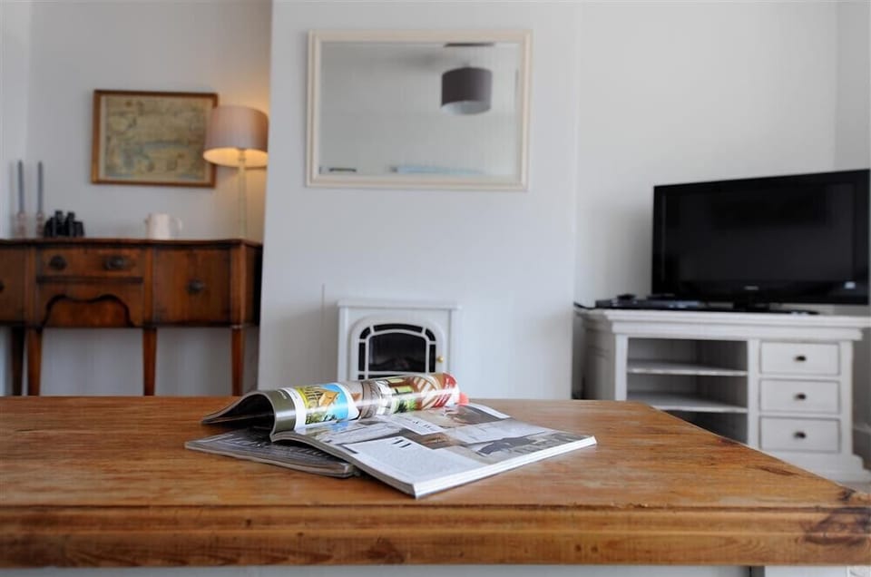 Cottage | Living room | DVD player