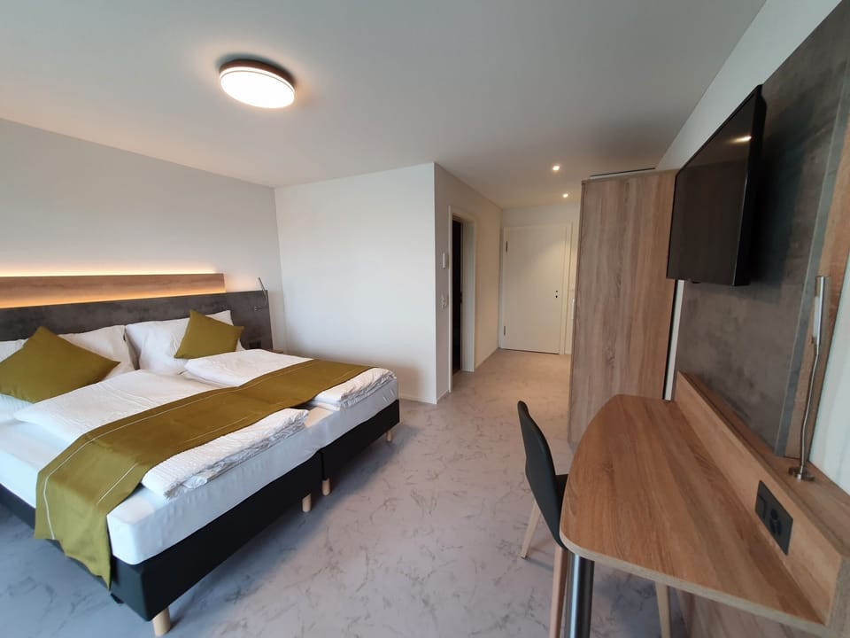Double Room, Accessible, Private Bathroom (barrierefrei) | Interior