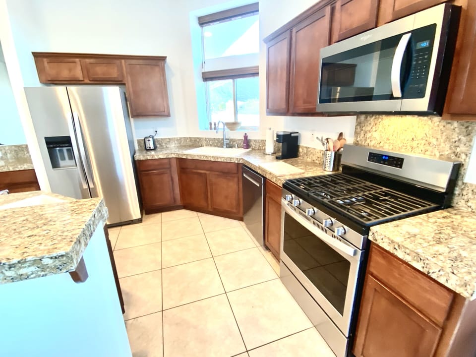 Stocked kitchen with brand new appliances!