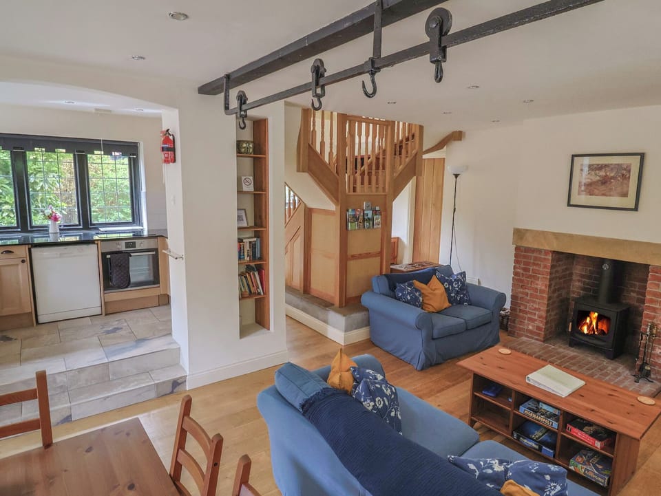 Fireplace, DVD player