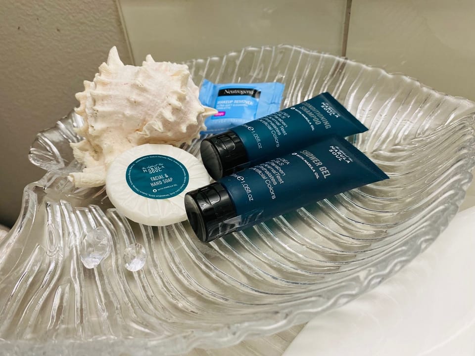 Bathroom amenities