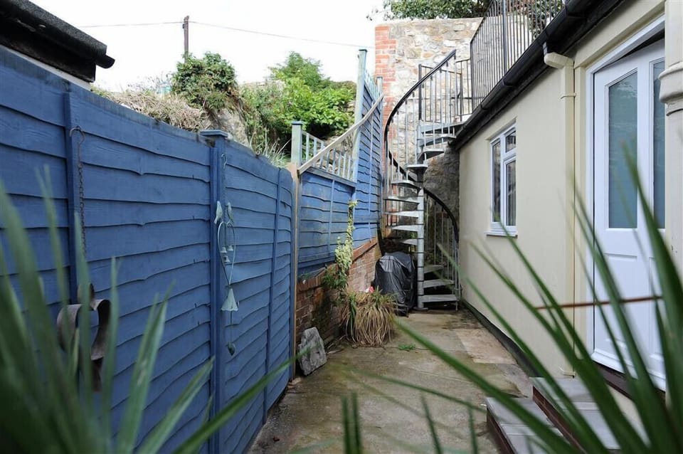 Cottage | Property grounds