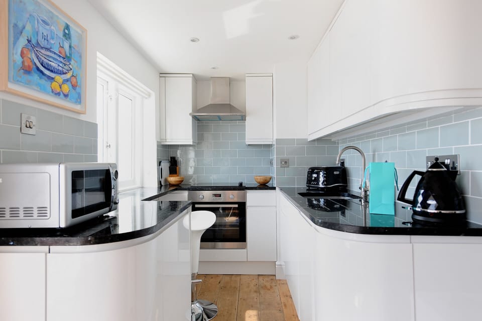 Cottage | Interior