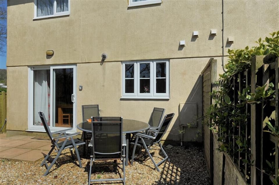 Cottage | Balcony
