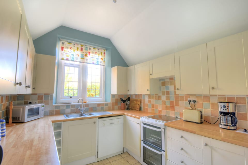 Cottage | Interior