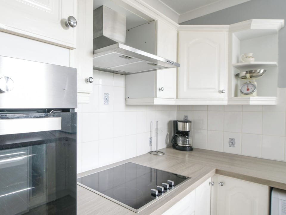 Fridge, microwave, cookware/dishes/utensils