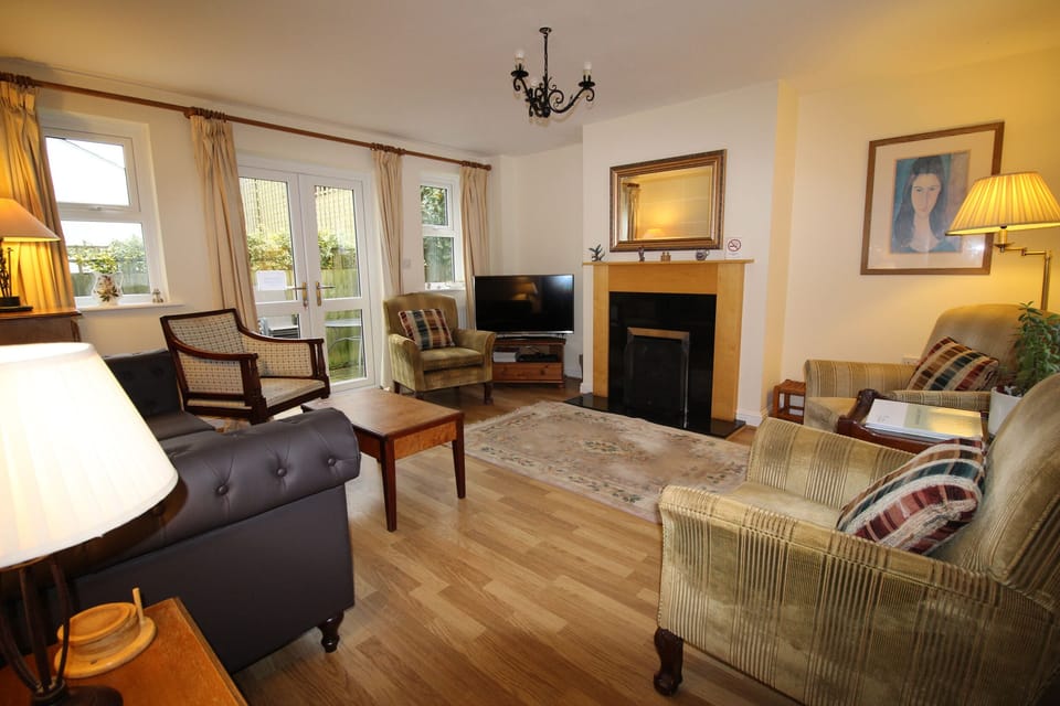 Cottage | Living area | DVD player