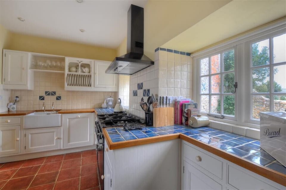 Cottage | Interior
