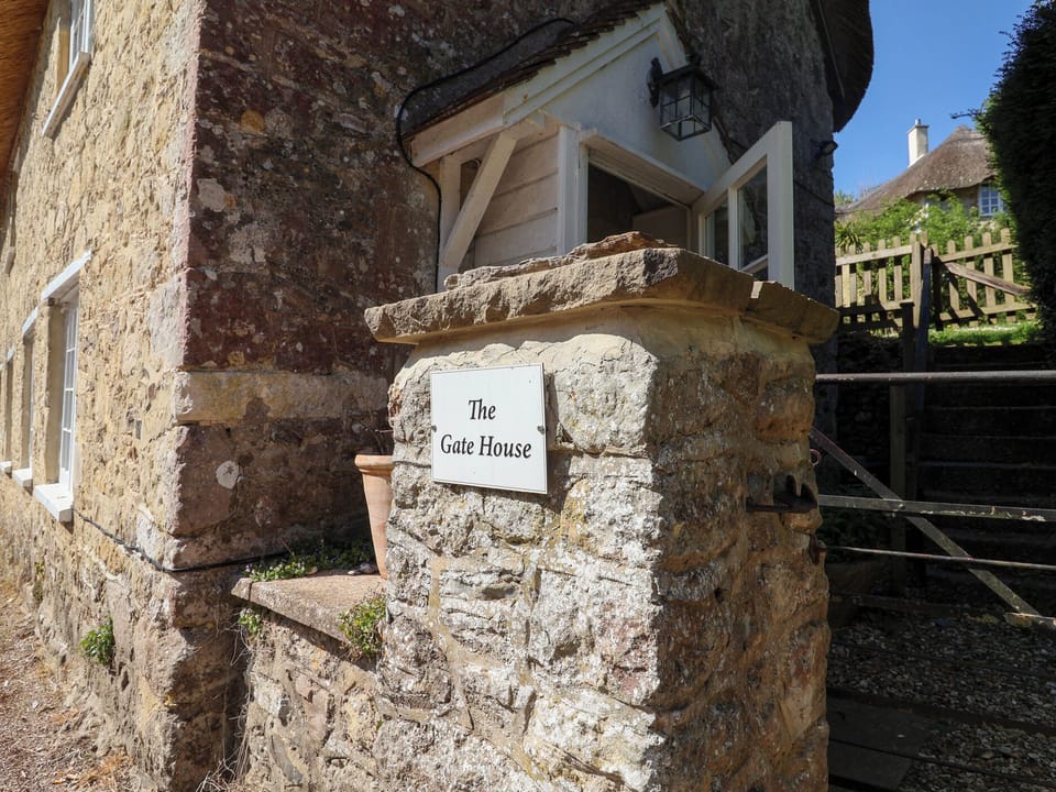 Cottage | Exterior detail