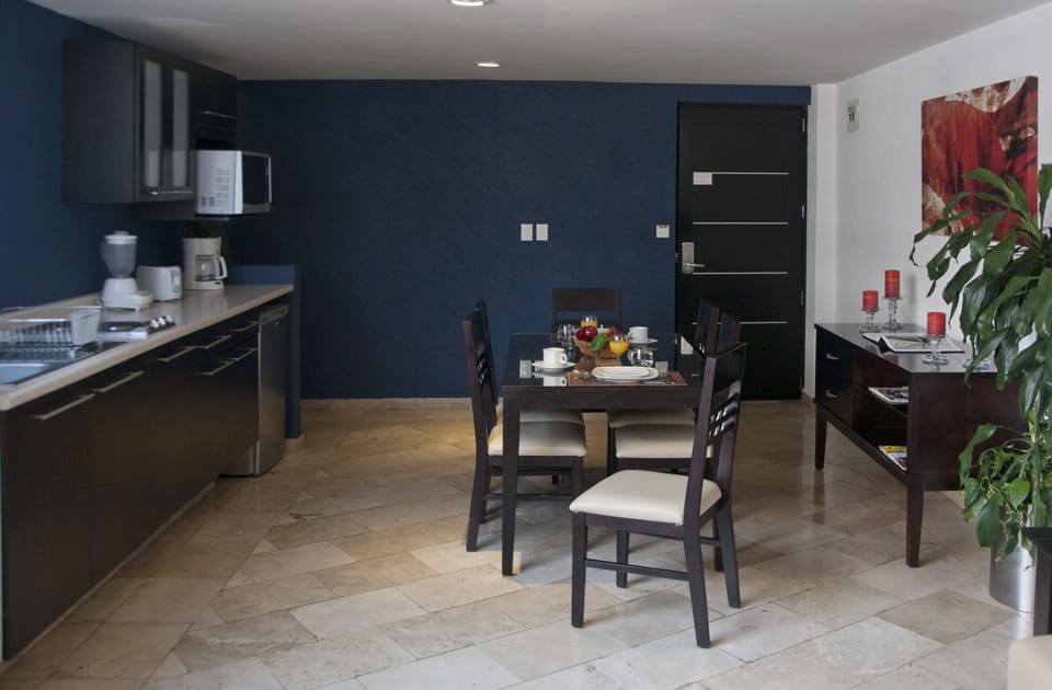 Suite, 2 Bedrooms | Private kitchen | Fridge, microwave, coffee/tea maker, cookware/dishes/utensils