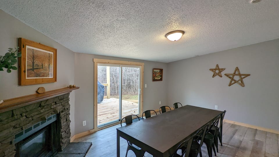 Huge dining space right off the kitchen!
Fireplace is decorative & non-working.