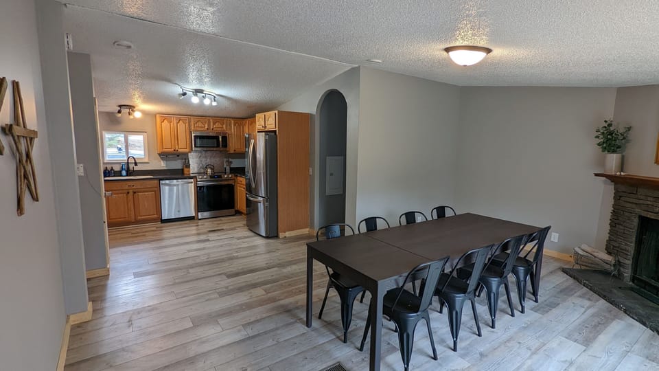 Huge dining space right off the kitchen!
Fireplace is decorative & non-working.