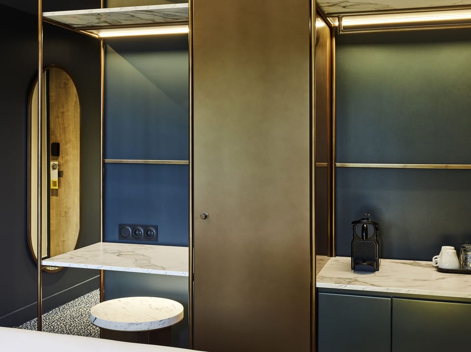 Comfort Room, 1 Double Bed, Balcony | Minibar, in-room safe, blackout drapes, soundproofing