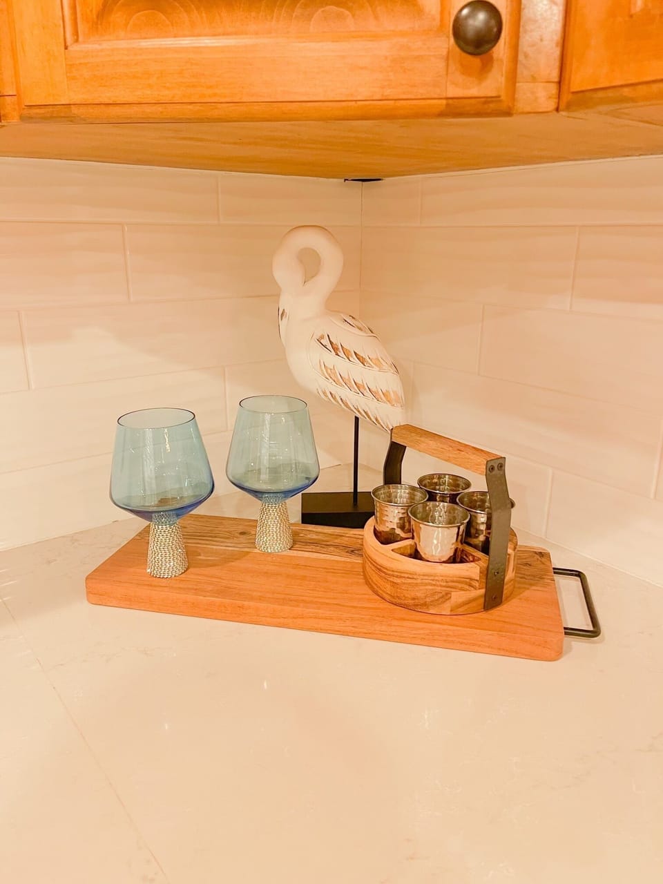 【Living / Dining Area】Additonal Bar top dining