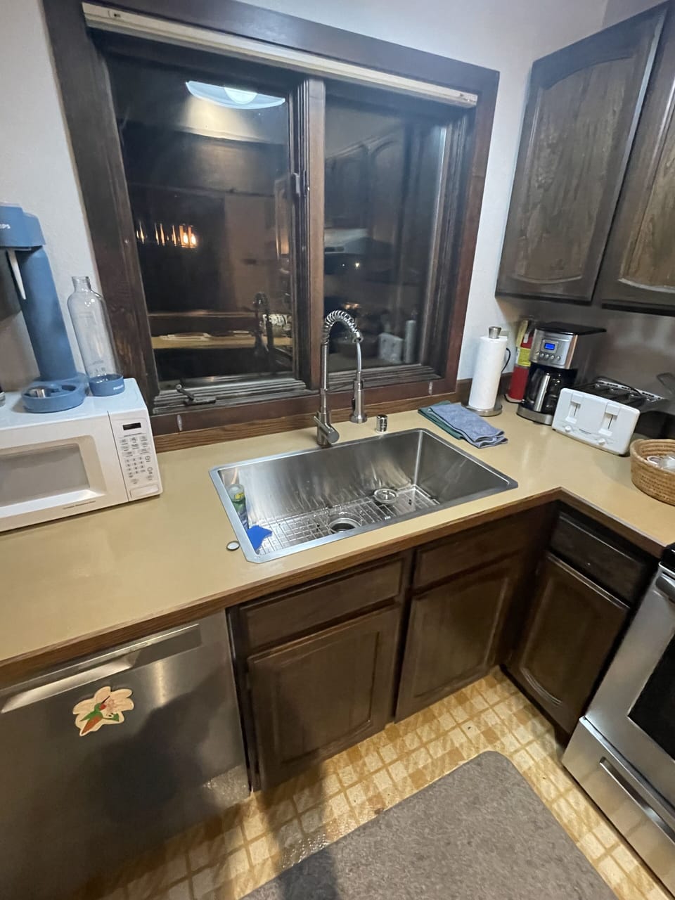 Kitchen sink