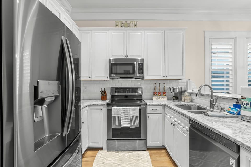 Coffee bar, new appliances