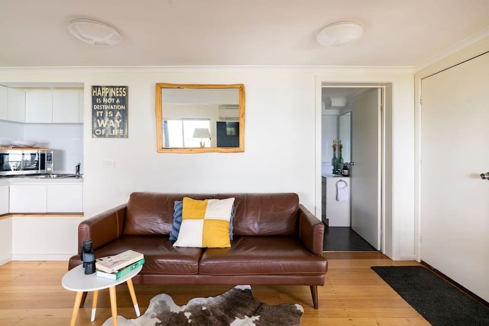 Living / Kitchen (1)