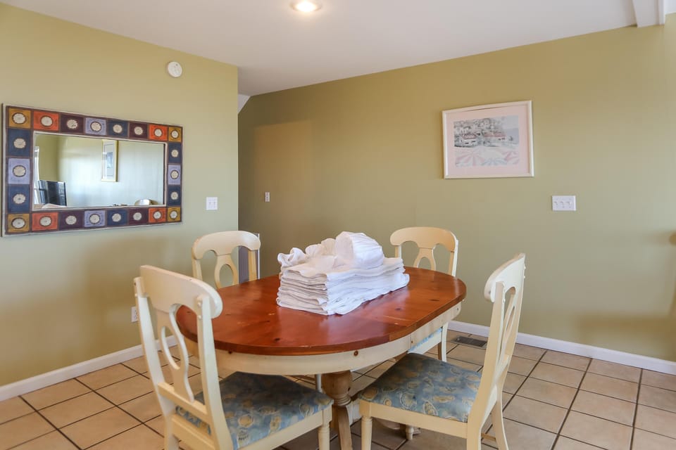 House, Multiple Beds (A New Beginning) | Dining