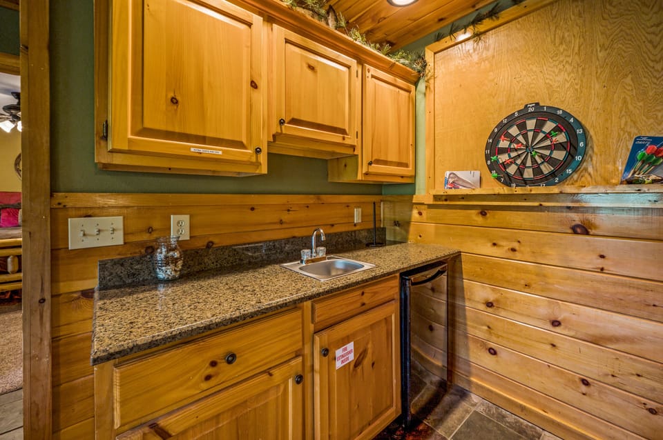 Kitchenette/Mini-Fridge/Dart Board