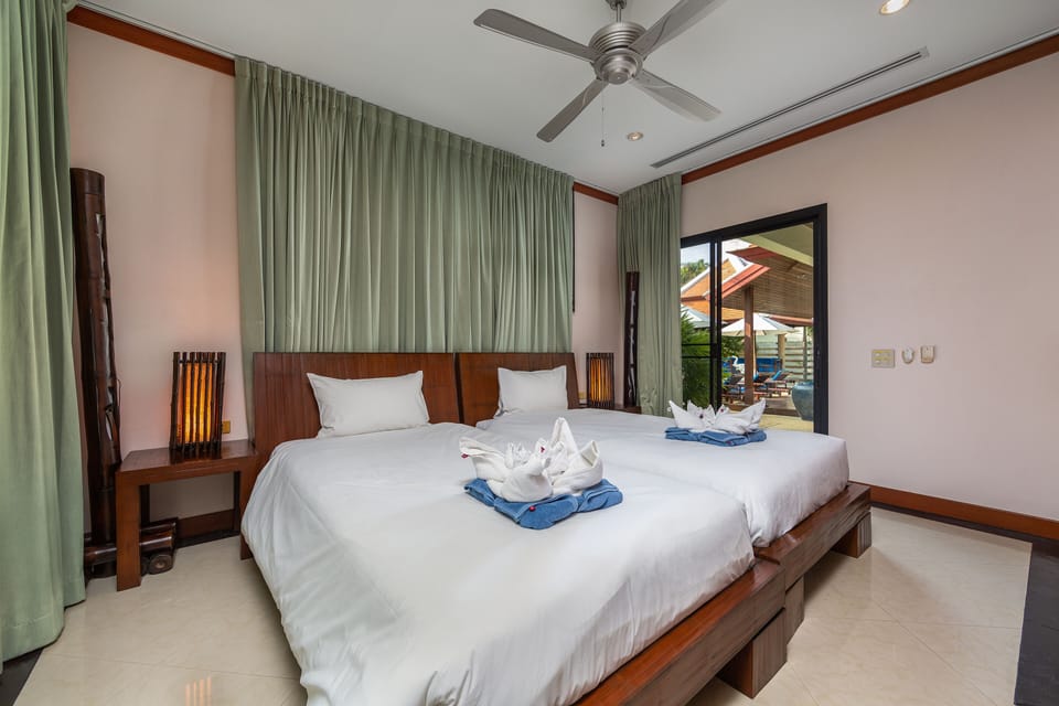 Design Villa | 3 bedrooms, Egyptian cotton sheets, premium bedding, Select Comfort beds