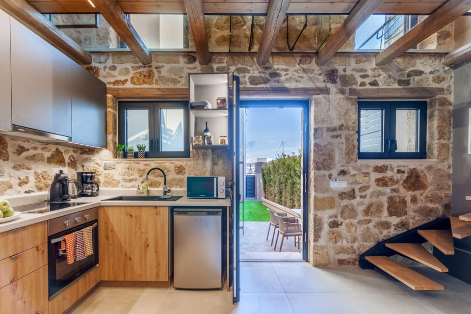 Essentials and appliances around the kitchen
