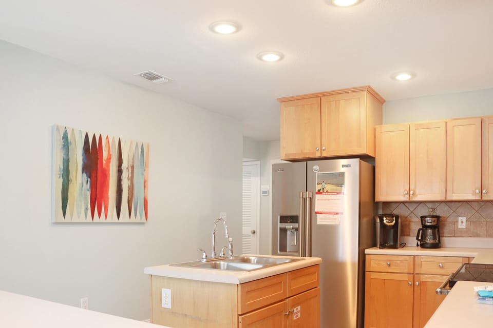 House, Multiple Beds (Barrier Dunes 248  Endless Summer) | Interior