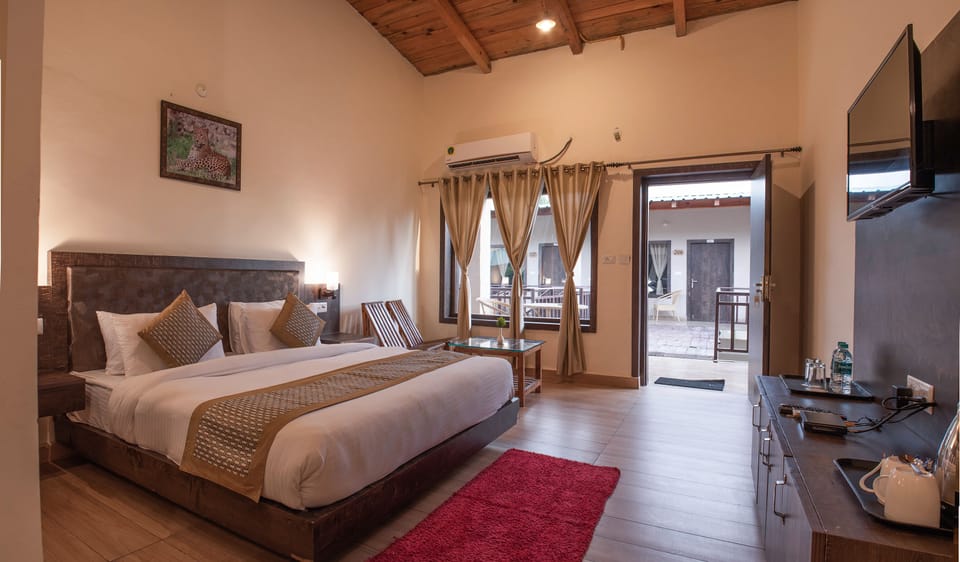 Family Room | Premium bedding, down comforters, Tempur-Pedic beds, free WiFi