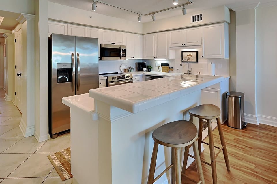 Kitchen Bar