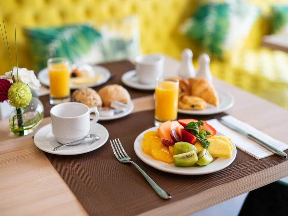 Breakfast meal