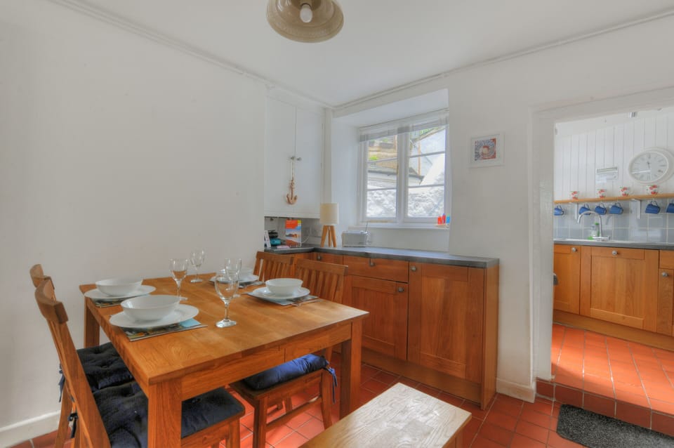 Cottage | Interior