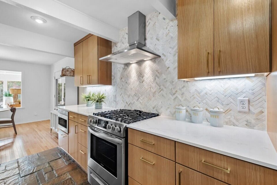 Here, you'll find everything you need to cook your favorite meal, make your favorite baked goods or brew a perfect cup of coffee.